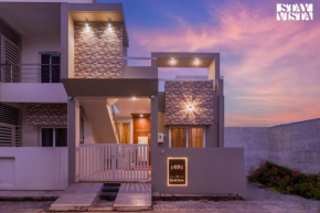 StayVista's Villa Orchid - 8 min away from Mahakaleshwar